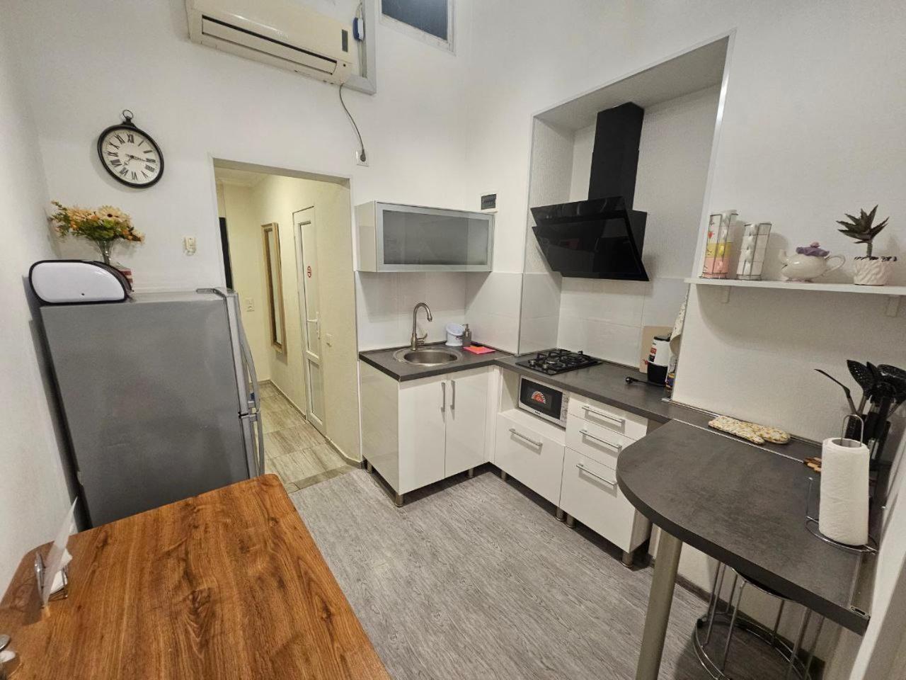 Cozy Apartment In Old Tbilisi ภายนอก รูปภาพ