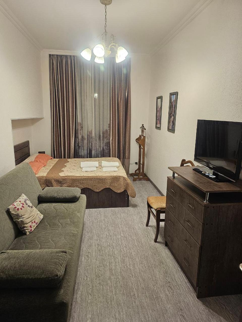 Cozy Apartment In Old Tbilisi ภายนอก รูปภาพ